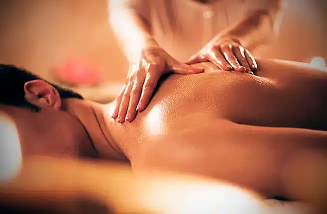 Libere as Tensões e Ganhe Flexibilidade com a Massagem Tailandesa